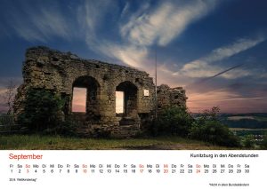 Jena Foto-Kalender "Jenaer Fotomomente 2023", Sptember – Kunitzburg in den Abendstunden