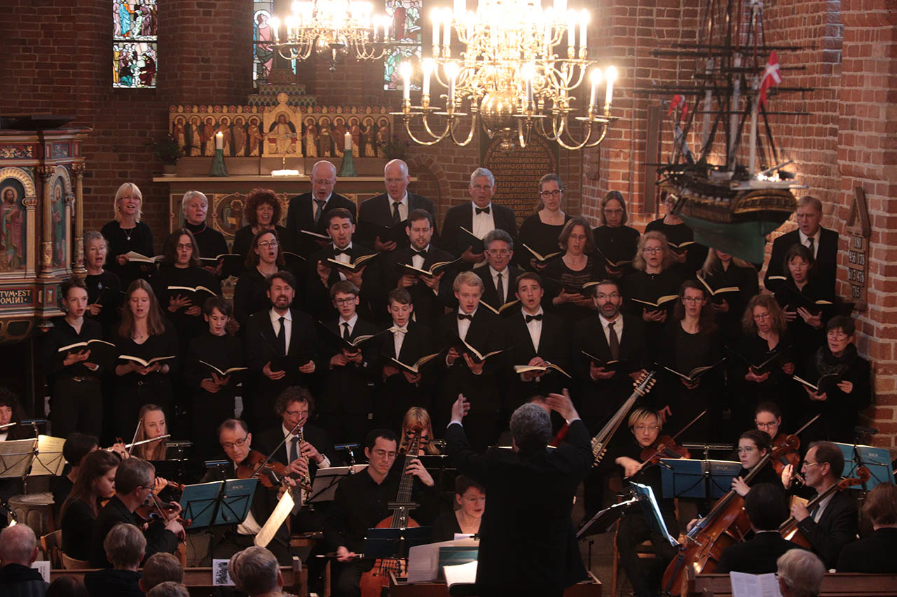 Chor und Orchester, Foto U. Leich
